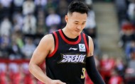 欧亿体育app下载-深圳大胜1-0浙江：贺希宁32+5总分升队史第二 史密斯27+9